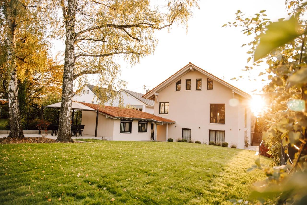 BlumenRaum - Ferienwohnung In Karlsruhe Dış mekan fotoğraf