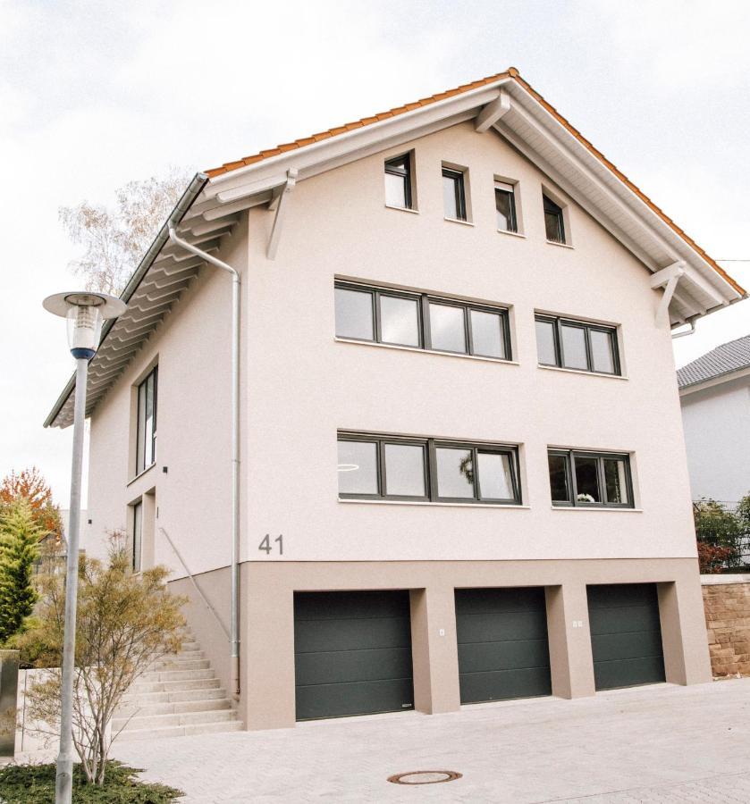 BlumenRaum - Ferienwohnung In Karlsruhe Dış mekan fotoğraf